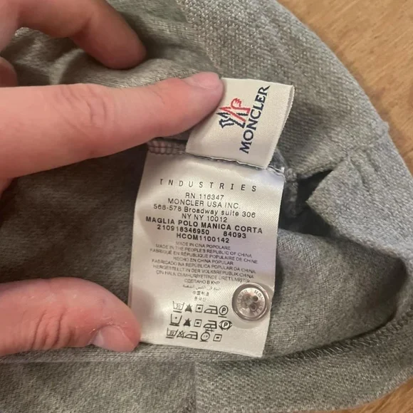 MONCLER POLO SHIRTS - Picture 3 of 3